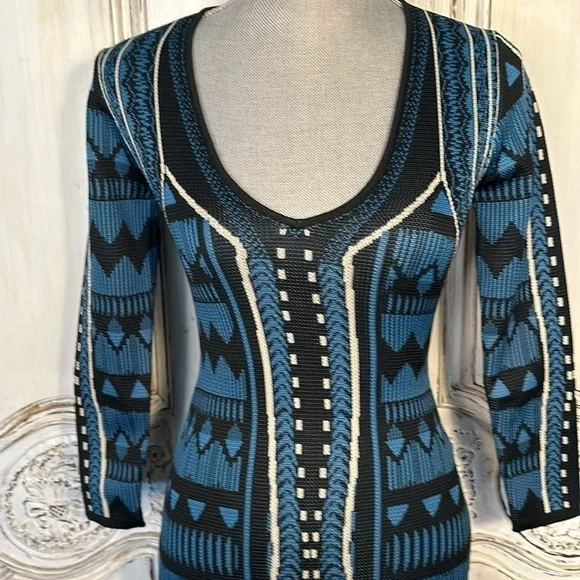 Jealous Tomato Geo Graphic Long Sleeve Deep V Neck Body con Knit Dress Size S - Picture 4 of 11